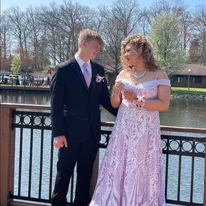 Meet your Posher, Mckynnsi